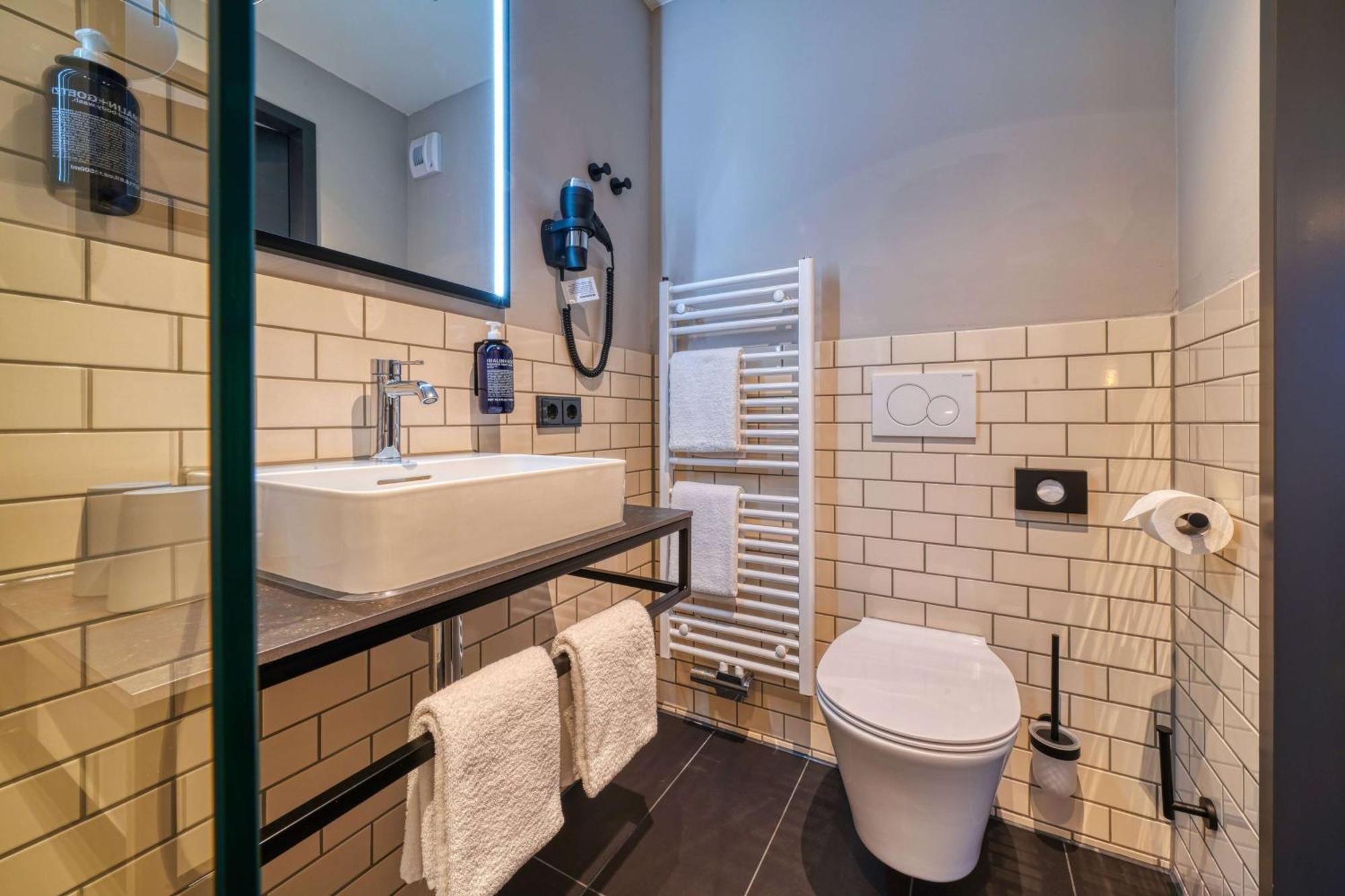 Nyce Hotel Ulm City, Trademark Collection By Wyndham מראה חיצוני תמונה