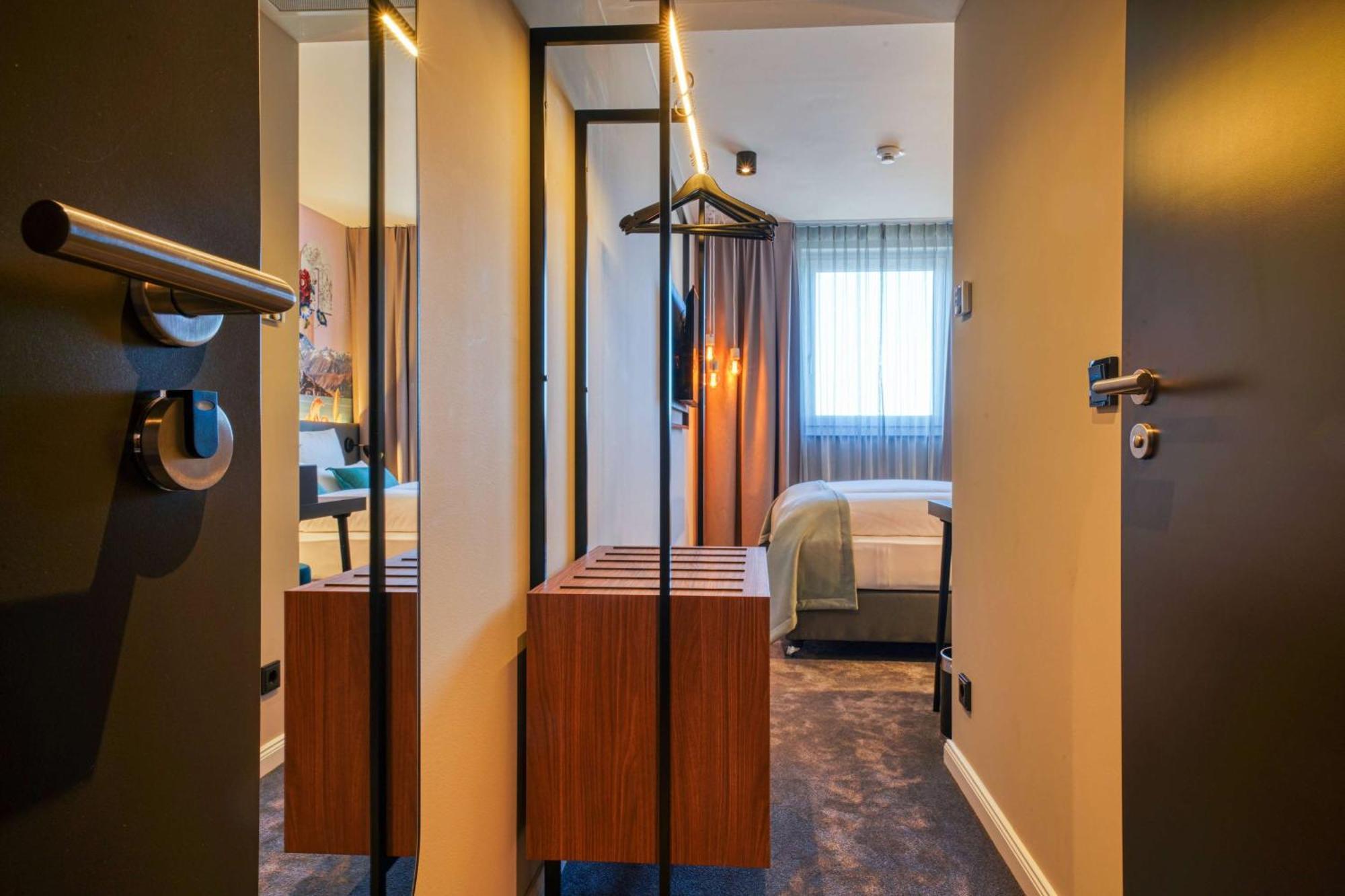 Nyce Hotel Ulm City, Trademark Collection By Wyndham מראה חיצוני תמונה